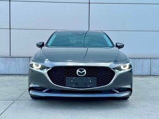 2023 Mazda 3 Axela IV (BP), серый, 1580000 рублей, вид 2