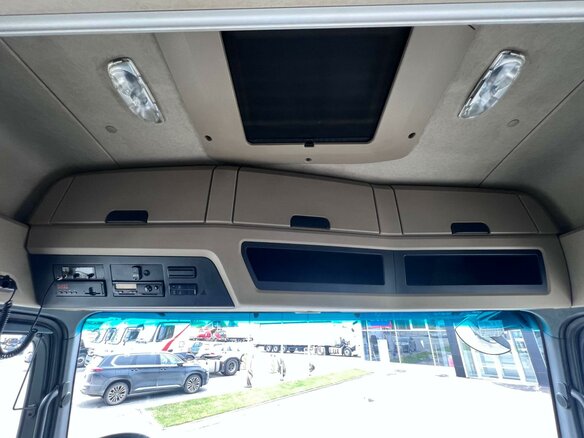 2019 Mercedes-Benz Actros, белый, 6100000 рублей - вид 34