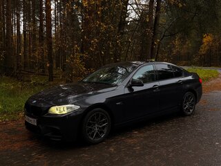2011 BMW 5 серии 520d VI (F10/F11/F07), серый, 1820000 рублей, вид 4