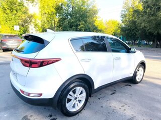 2018 Kia Sportage IV, белый, 2150000 рублей, вид 3