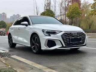 2021 Audi A3 Sportback 35 TFSI IV (8Y), белый, 1687000 рублей, вид 3