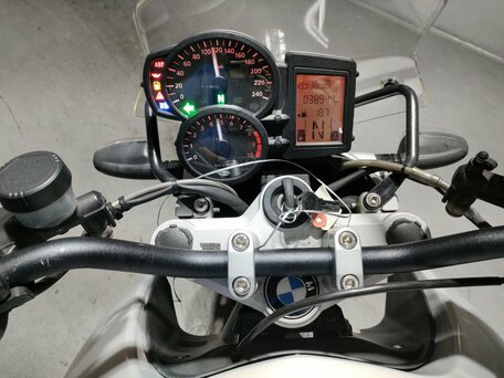 2006 BMW R 1200 R, белый, 680000 рублей, вид 2