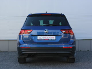 2019 Volkswagen Tiguan II, синий, 1997000 рублей, вид 4