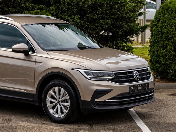 2021 Volkswagen Tiguan II Рестайлинг, коричневый - вид 7