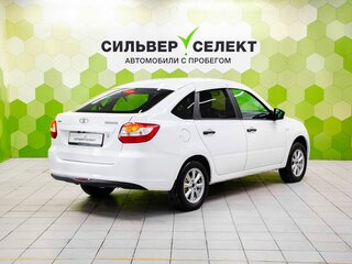2018 Lada (ВАЗ) Granta I, белый, 490000 рублей, вид 2