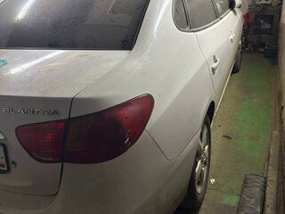 2011 Hyundai Elantra IV (HD), белый, 480000 рублей, вид 4