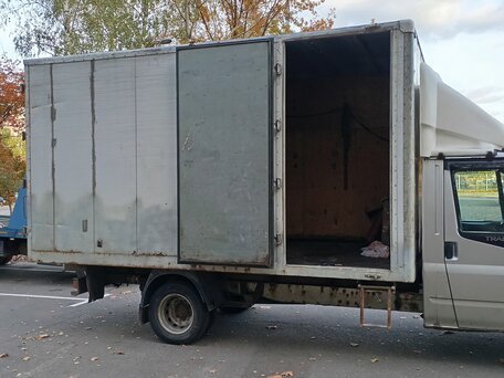 2010 Ford Transit, серебристый, 1150000 рублей, вид 2