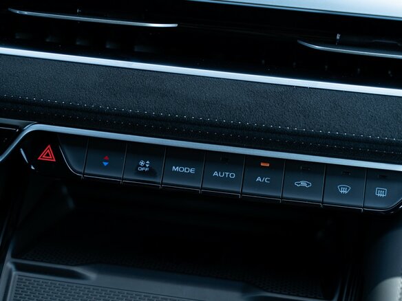 2026 Geely Monjaro I, белый, 4954990 рублей - вид 18