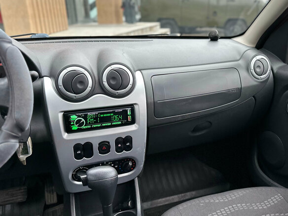 2013 Renault Sandero Stepway I, красный, 739000 рублей - вид 13
