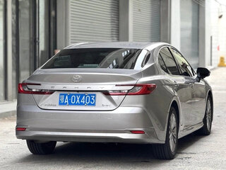 2025 Toyota Camry IX (XV80) China Market, серебристый, 4050205 рублей, вид 4