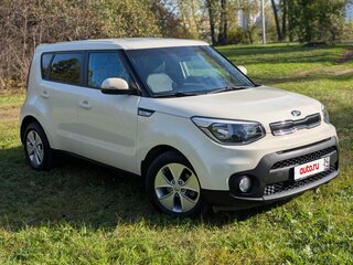 2018 Kia Soul II Рестайлинг, бежевый, 1470000 рублей, вид 3
