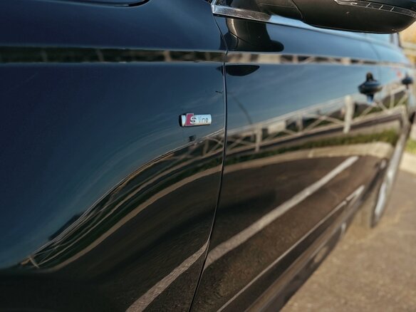 2015 Audi A6 IV (C7) Рестайлинг, чёрный, 1700000 рублей - вид 12