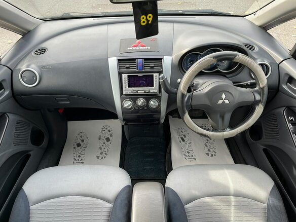 2004 Mitsubishi Colt VI (Z20/Z30), серый, 509000 рублей - вид 15