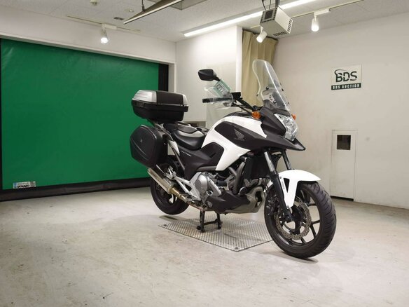 2013 Honda NC 700X, белый, 595000 рублей - вид 2