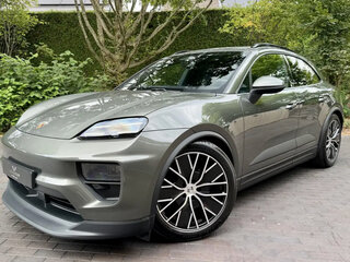 2025 Porsche Macan 4 II, зелёный, 12200000 рублей, вид 1