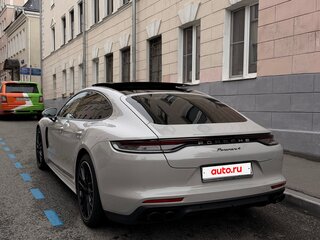 2020 Porsche Panamera 4 Executive II Рестайлинг, серый, 9100000 рублей, вид 4