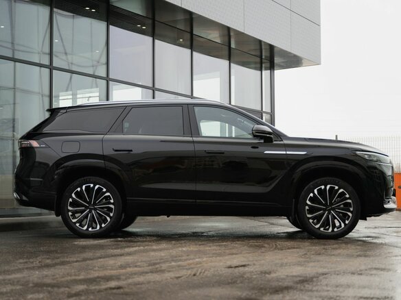 2026 Jaecoo J8, чёрный, 4330000 рублей - вид 5