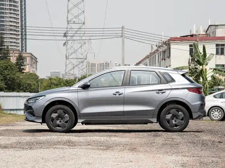 2024 BYD E2 I Рестайлинг, серебристый, 1900000 рублей, вид 3