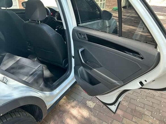 2022 Volkswagen T-Roc I (China Market), белый, 2050000 рублей - вид 13