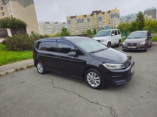 2019 Volkswagen Touran II, чёрный, 1850000 рублей, вид 3