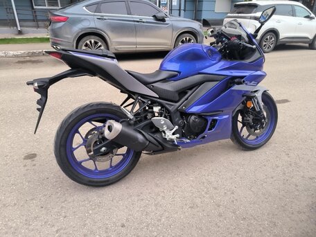 2021 Yamaha YZF-R3, синий, 499999 рублей, вид 5