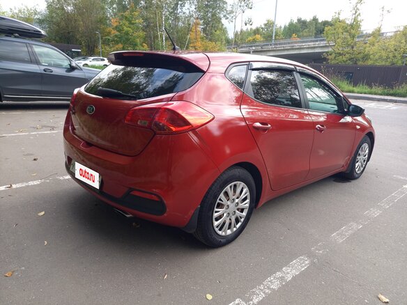 2014 Kia Ceed II, красный, 849000 рублей - вид 4