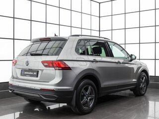2021 Volkswagen Tiguan II Рестайлинг, серый, 2365000 рублей, вид 4