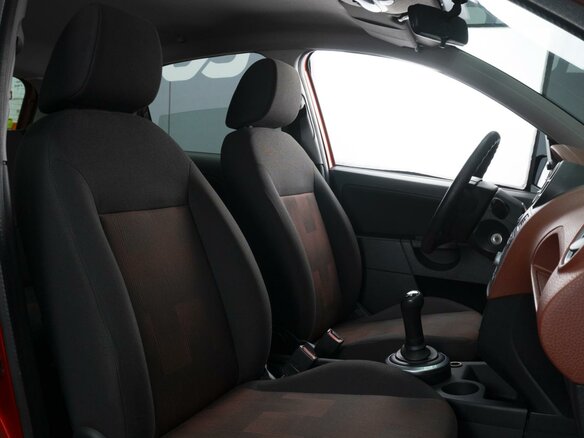 2006 Ford Fiesta Mk5, красный - вид 8