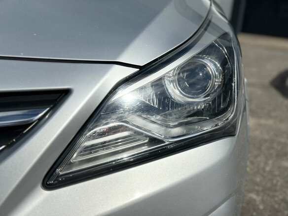2014 Hyundai Solaris I Рестайлинг, серебристый, 995000 рублей - вид 16