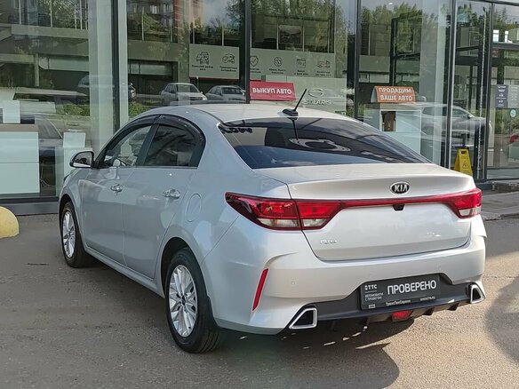 2021 Kia Rio IV Рестайлинг, серый - вид 6