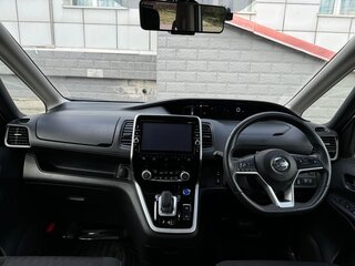 2018 Nissan Serena V (C27), белый, 1950000 рублей, вид 5