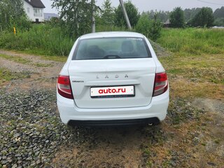 2019 Lada (ВАЗ) Granta I Рестайлинг, белый, 385000 рублей, вид 4