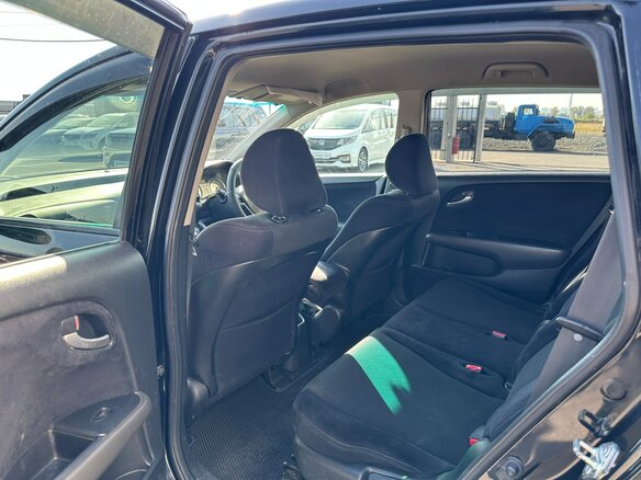 2007 Honda Stream II, чёрный - вид 18