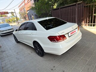 2013 Mercedes-Benz E-Класс 200 IV (W212, S212, C207) Рестайлинг, белый, 1500000 рублей, вид 5