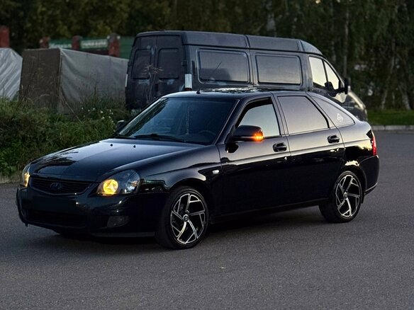 2014 Lada (ВАЗ) Priora I Рестайлинг, чёрный, 520000 рублей