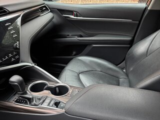 2019 Toyota Camry VIII (XV70), синий, 2600000 рублей, вид 5