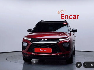 2023 Chevrolet TrailBlazer III Рестайлинг, пурпурный, 1450000 рублей, вид 3