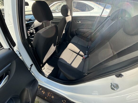 2018 Kia Rio X-Line IV, белый, 1590000 рублей - вид 23