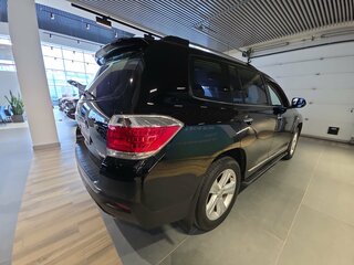 2010 Toyota Highlander II (XU40) Рестайлинг, чёрный, 2090000 рублей, вид 5