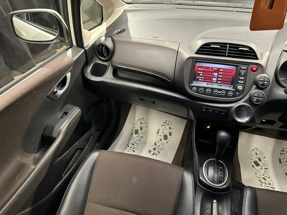 2011 Honda Fit Shuttle I, белый, 889000 рублей - вид 14