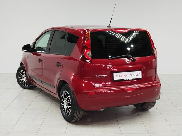 2012 Nissan Note I Рестайлинг, красный, 650000 рублей - вид 6