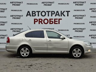 2013 Skoda Octavia II (A5) Рестайлинг, серебристый, 848000 рублей, вид 4