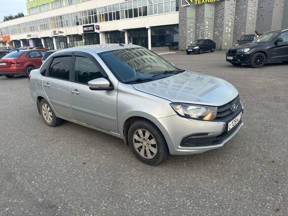 2018 Lada (ВАЗ) Granta I Рестайлинг, серебристый, 670000 рублей