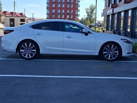 2018 Mazda 6 III (GJ) Рестайлинг 2, белый, 2050000 рублей - вид 9