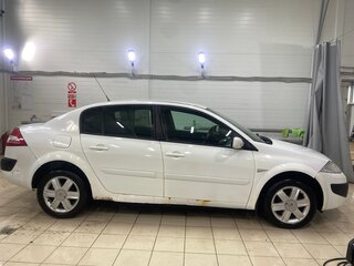 2008 Renault Megane II Рестайлинг, белый, 285000 рублей, вид 4
