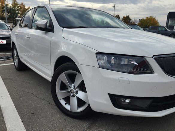 2014 Skoda Octavia III (A7), белый, 1130000 рублей - вид 10