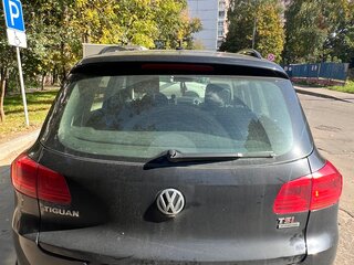 2012 Volkswagen Tiguan I Рестайлинг, чёрный, 900000 рублей, вид 4