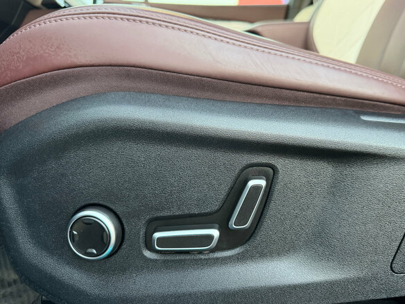2024 Geely Monjaro I, серый, 3399000 рублей - вид 22