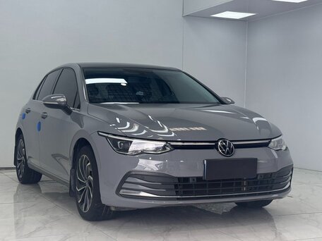 Volkswagen Golf VIII