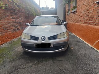 2008 Renault Megane II Рестайлинг, серебристый, 350000 рублей, вид 1